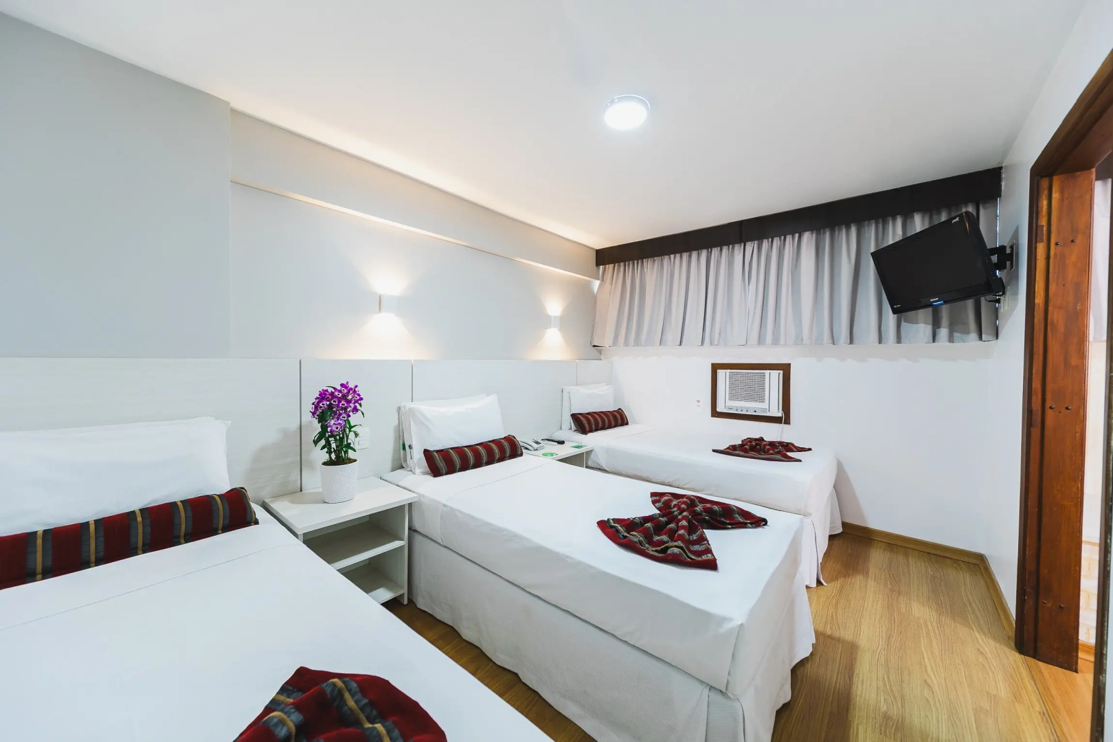 Photo - Hotel Nacional Inn Curitiba Estação Shopping