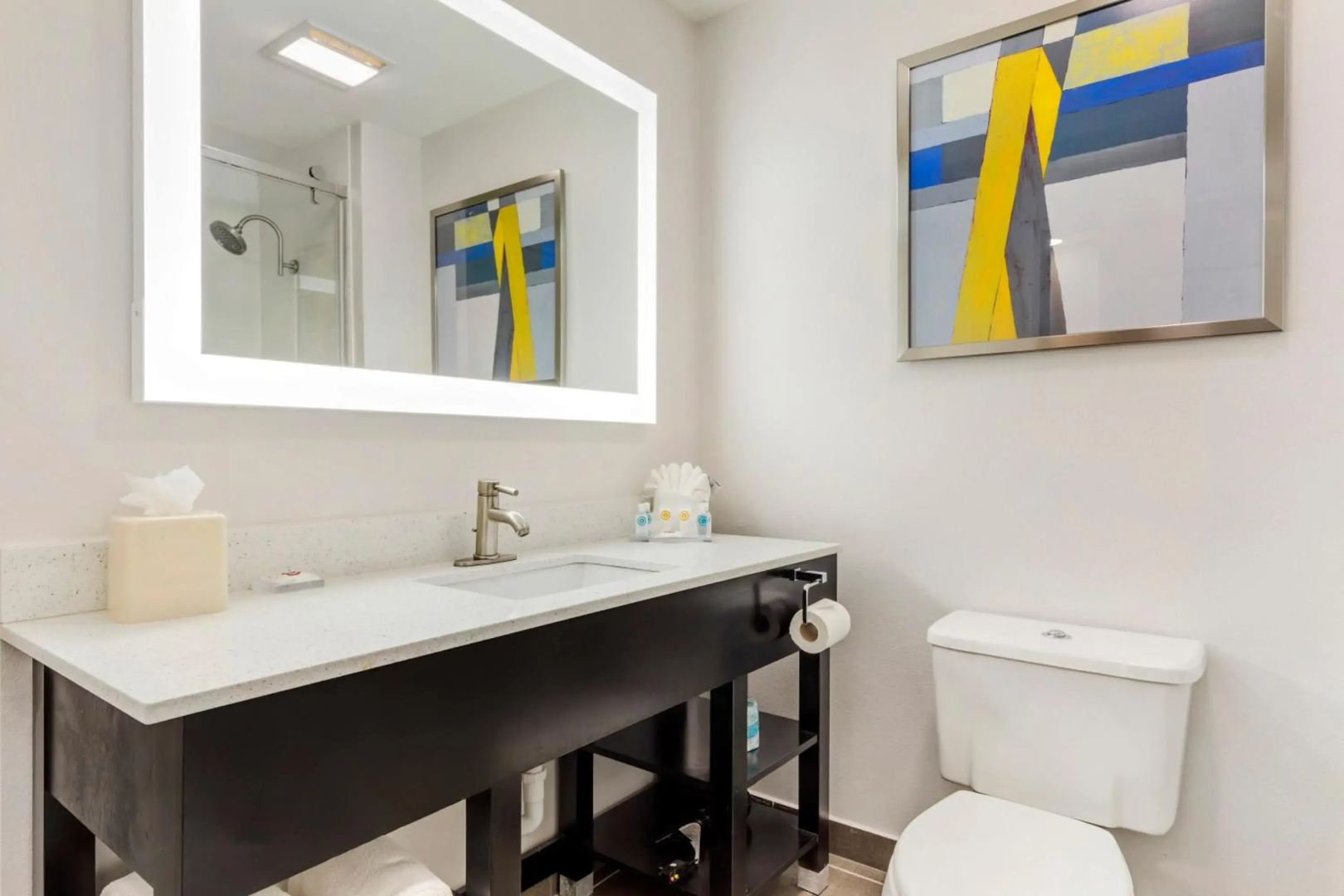 Photo - Comfort Inn & Suites Irving Las Colinas DFW
