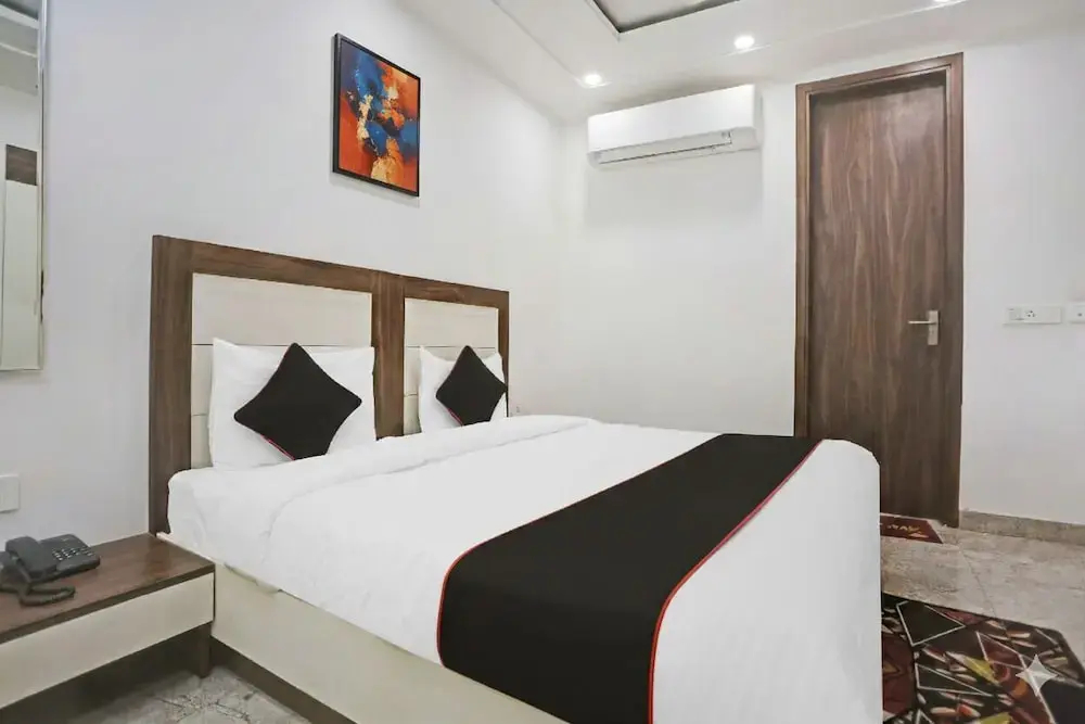 Photo - Hotel HomeAste 001 Near Yashobhoomi Convention Center