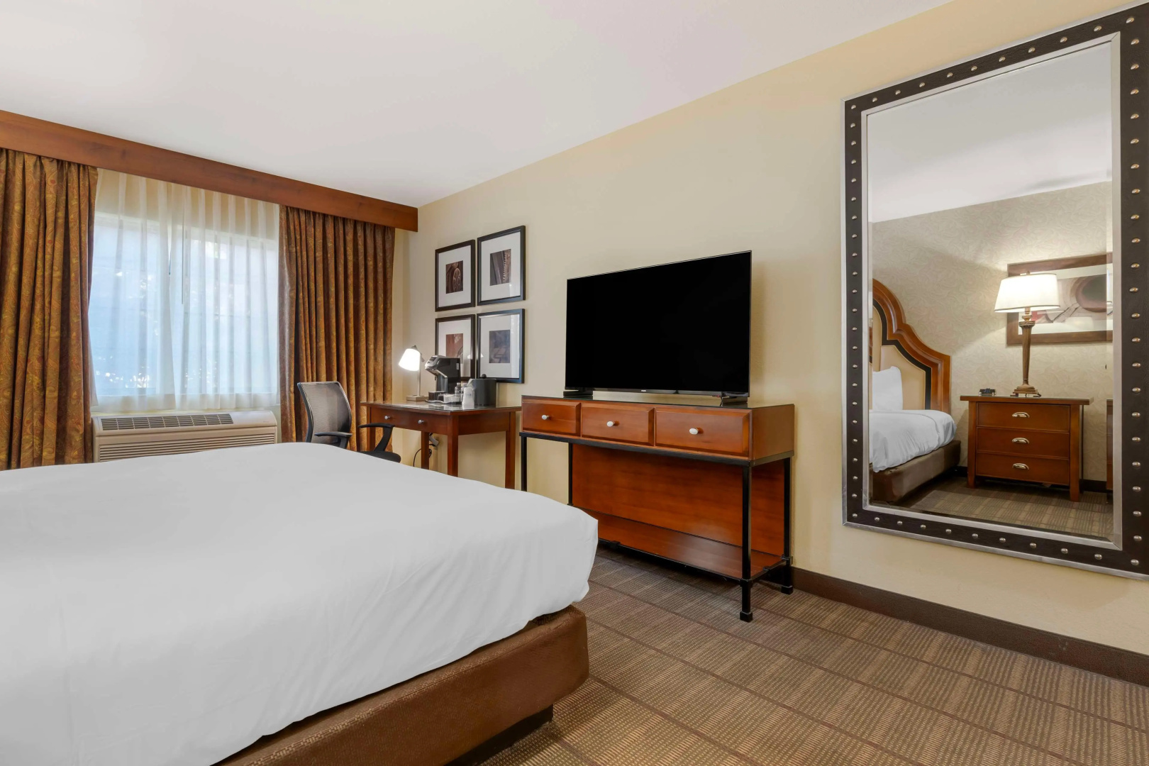 Foto - Best Western Plus Boomtown Casino Hotel