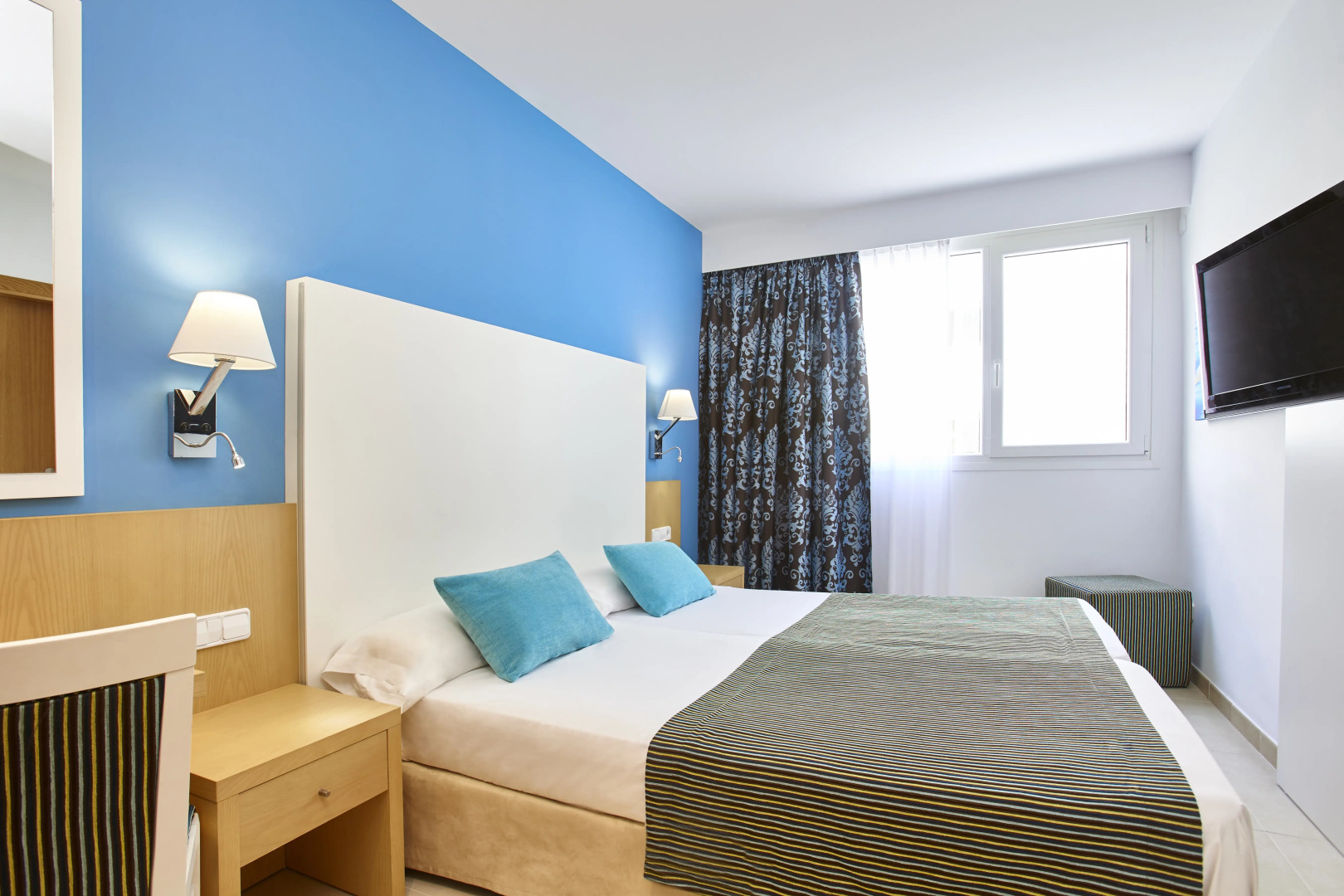 Photo - Universal Hotel Marqués