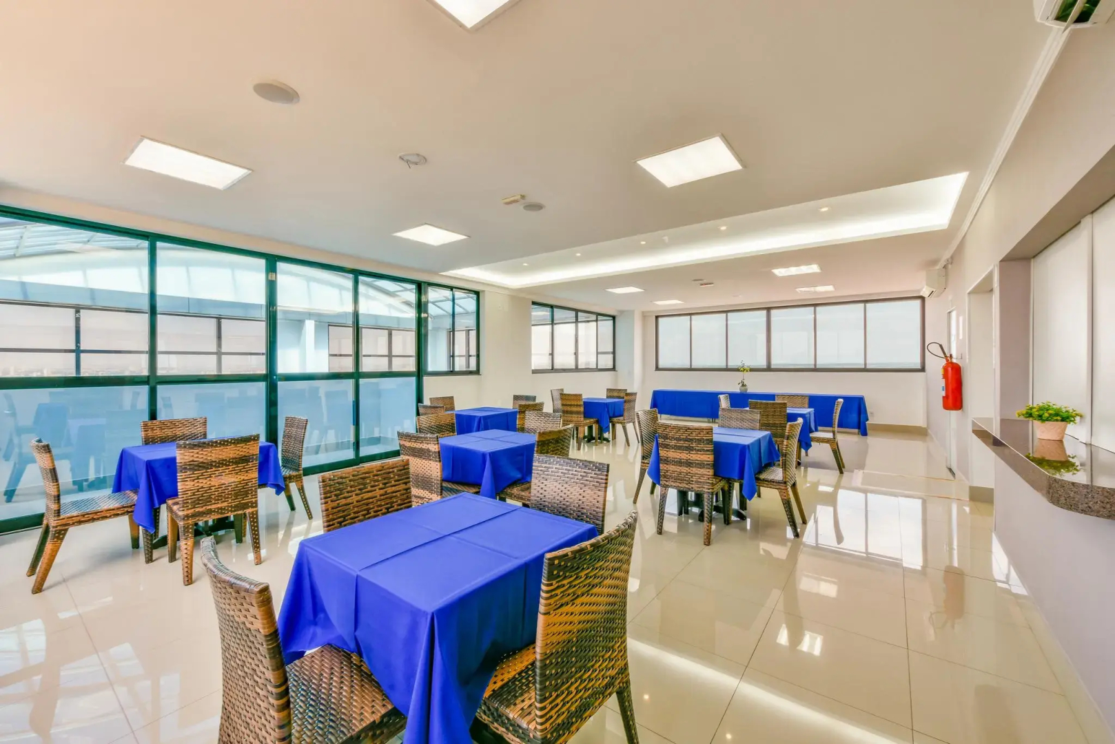 Foto - Plaza Inn Breeze Aeroporto