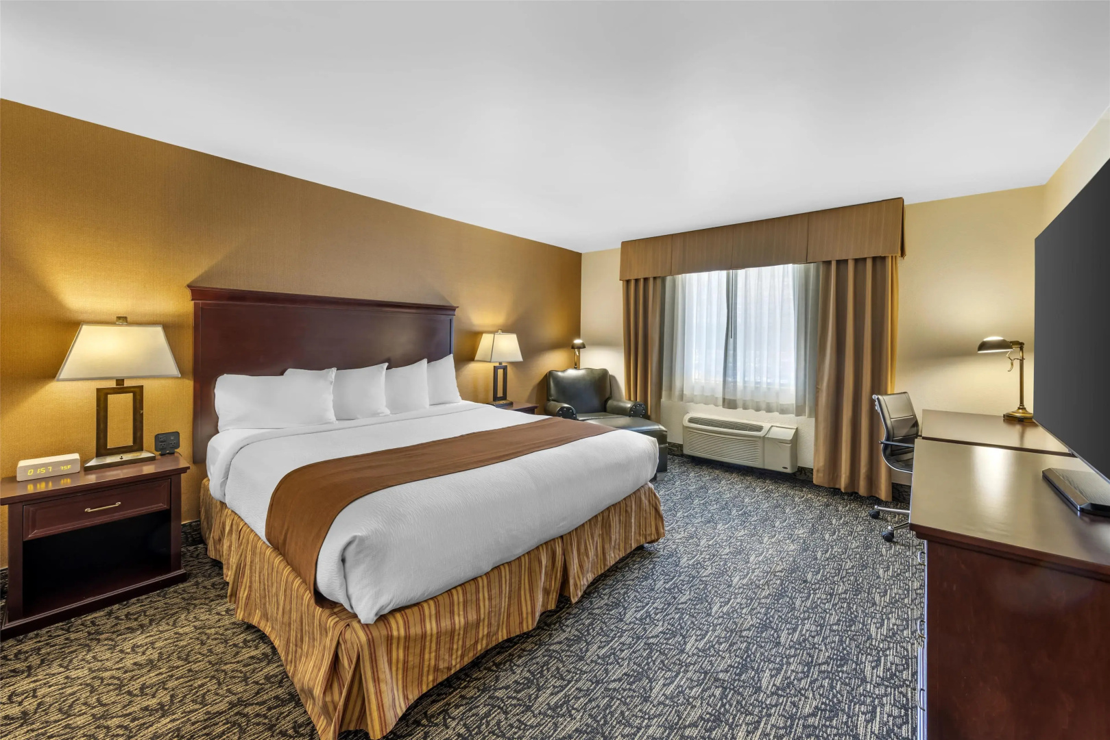Photo - Best Western Plus Truckee-Tahoe Hotel