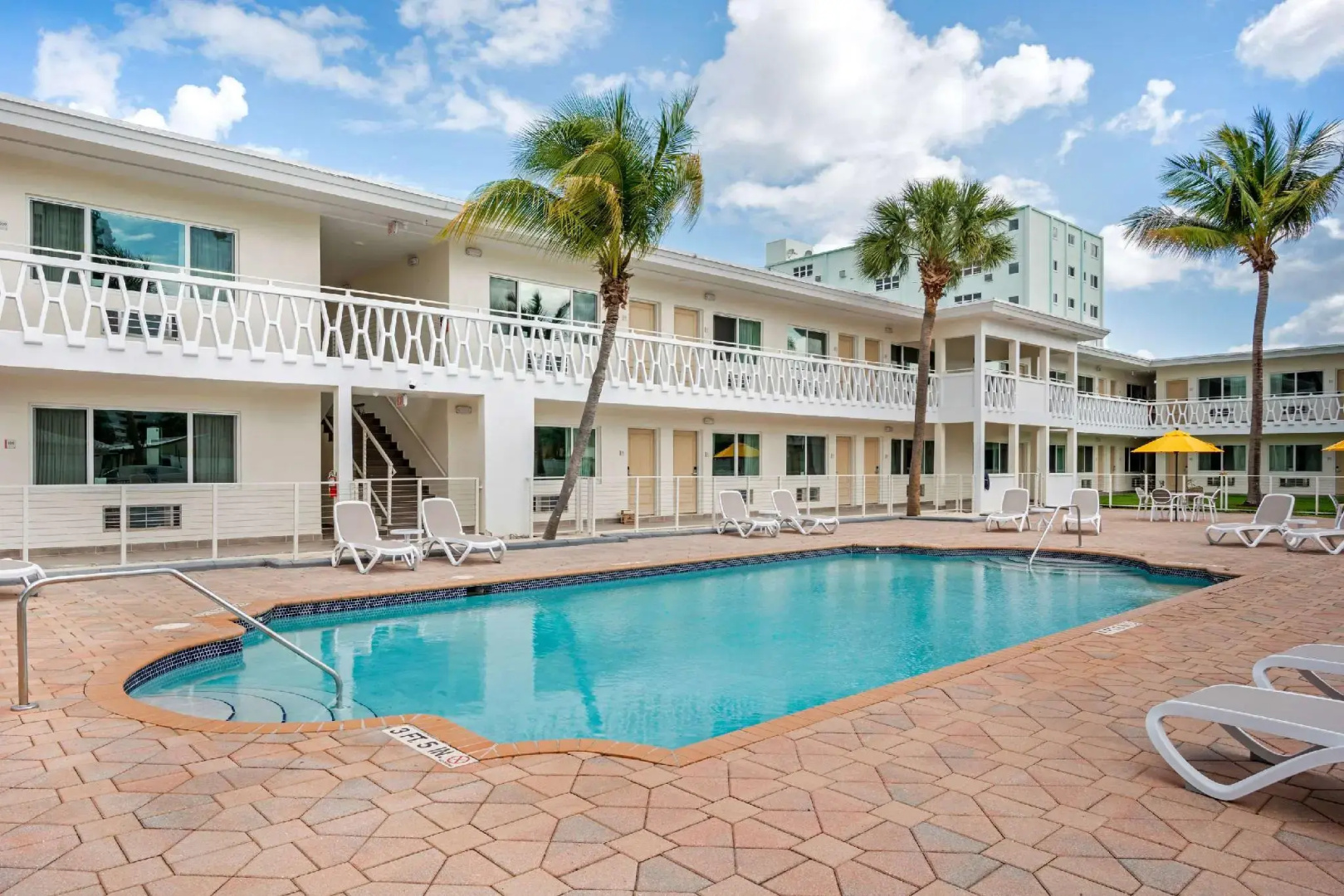 Foto - Downtown Hollywood Gardens Inn & Suites