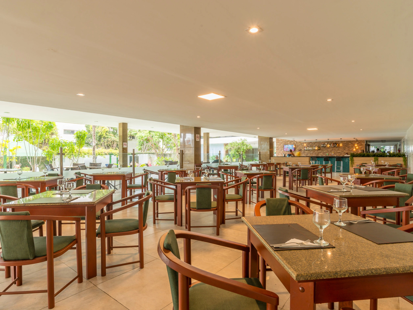 Photo - El Aram Beach & Convention