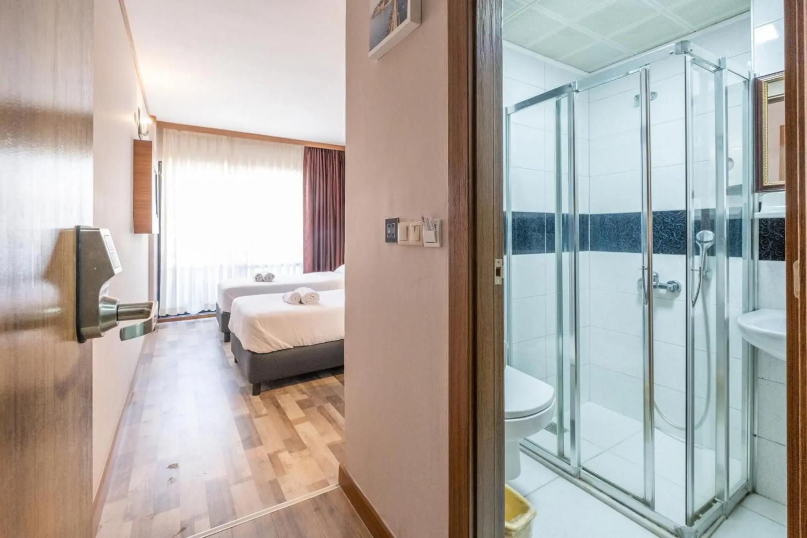 Photo - Sunday Beach Hotel