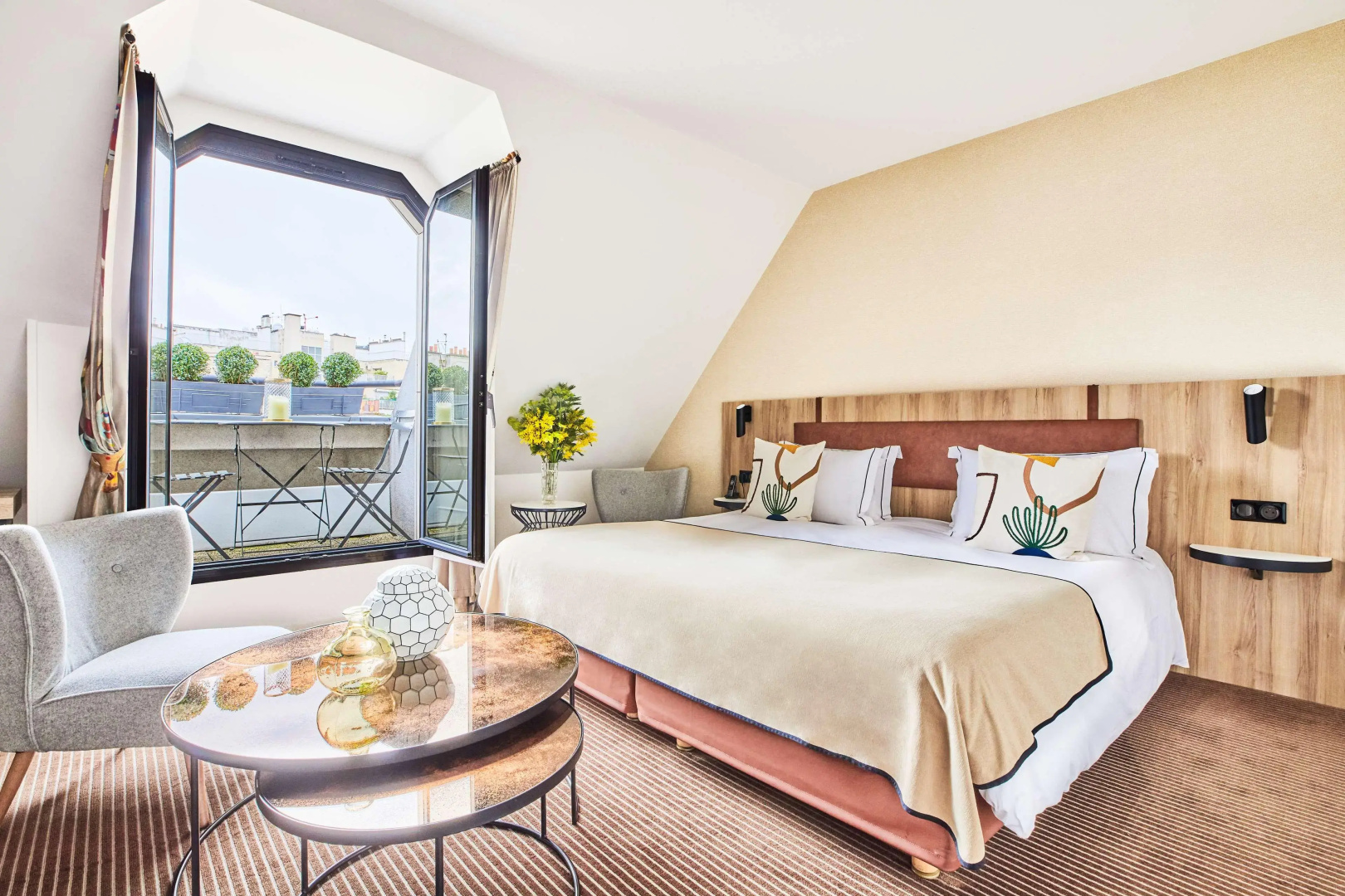 Photo - Plaza Tour Eiffel Hotel