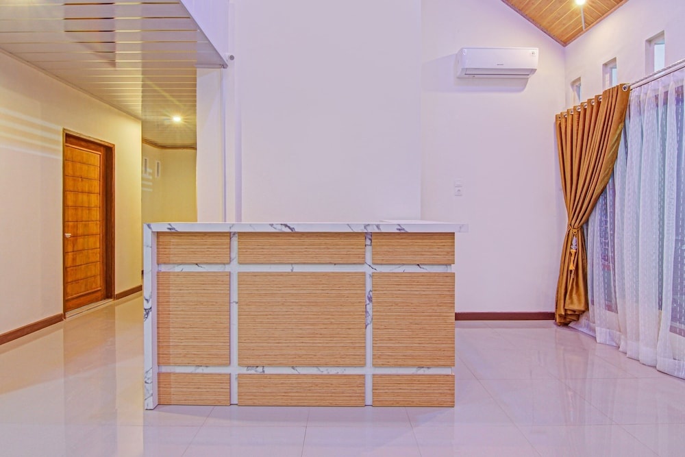 Capital O 90643 Suri Guest House Syariah