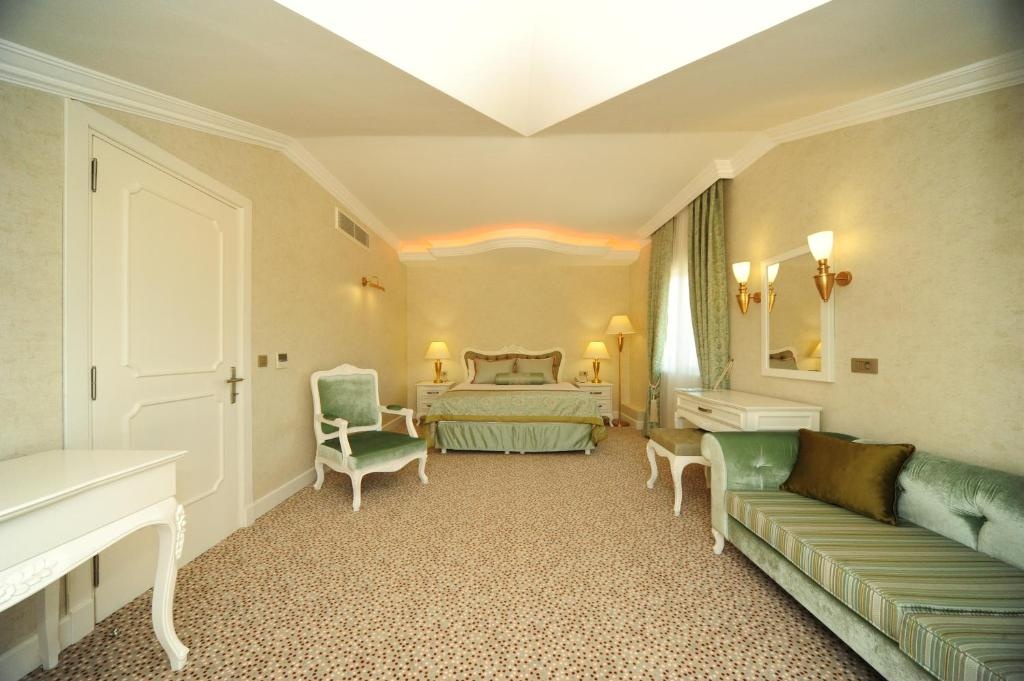 Grand Göcek Hotel
