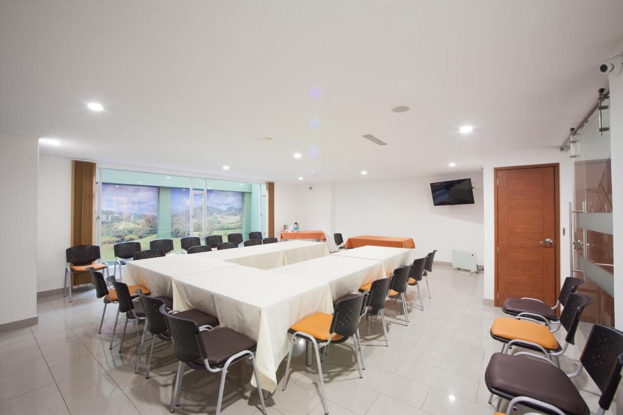 Photo - Hotel Castellana 100