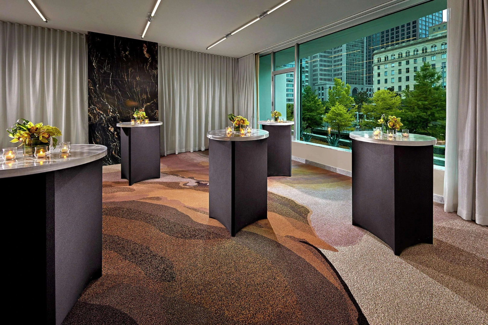 Photo - The Statler Dallas, Curio Collection By Hilton