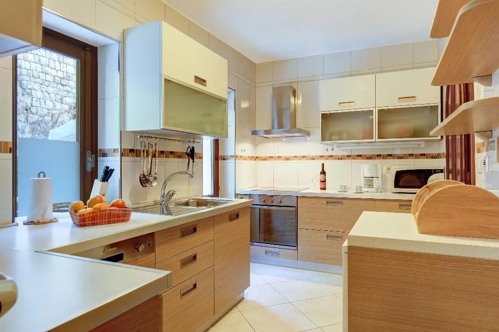 Foto - City Beach Villa with Pool and Sea View