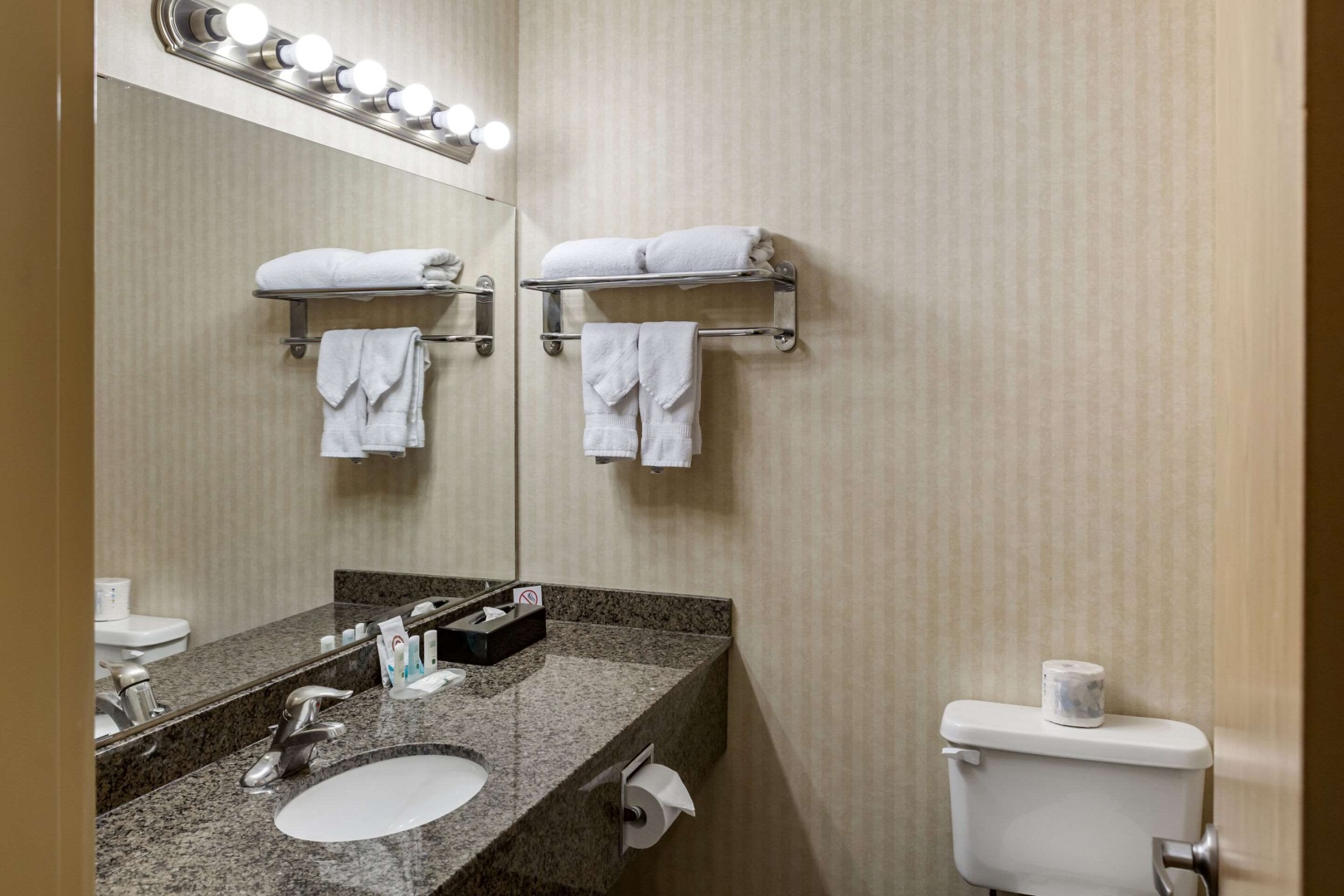Foto - Quality Inn & Suites Edmonton International Airport