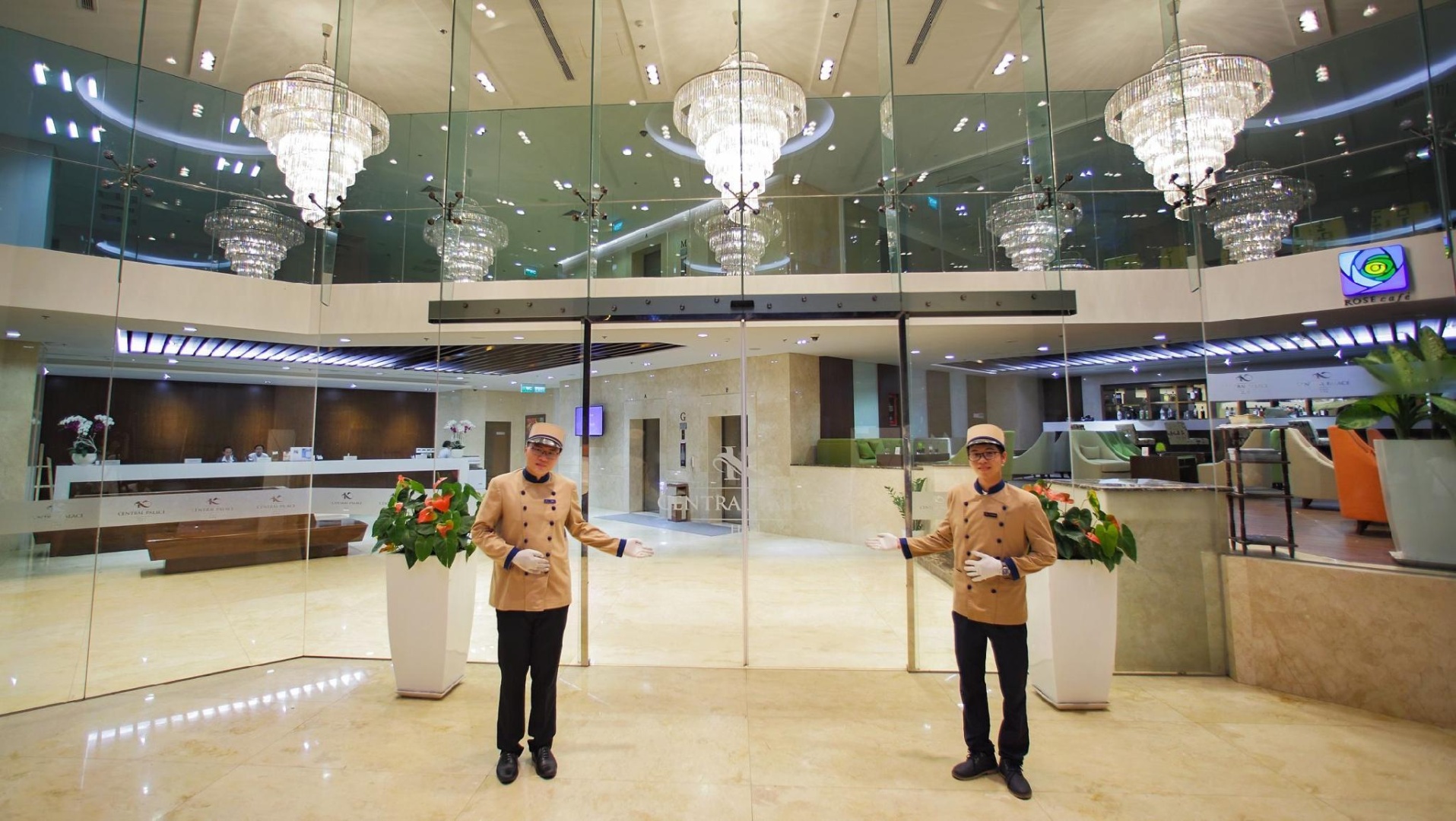 Foto - Central Palace Hotel