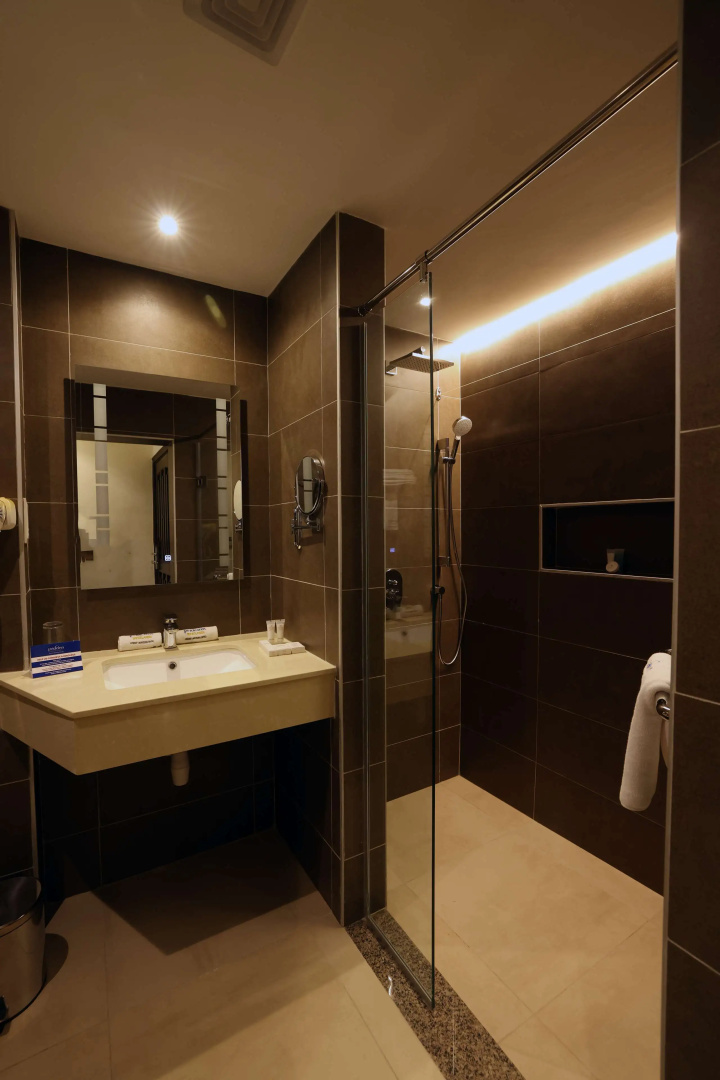 Photo - PrideInn Westlands Luxury Boutique Hotel