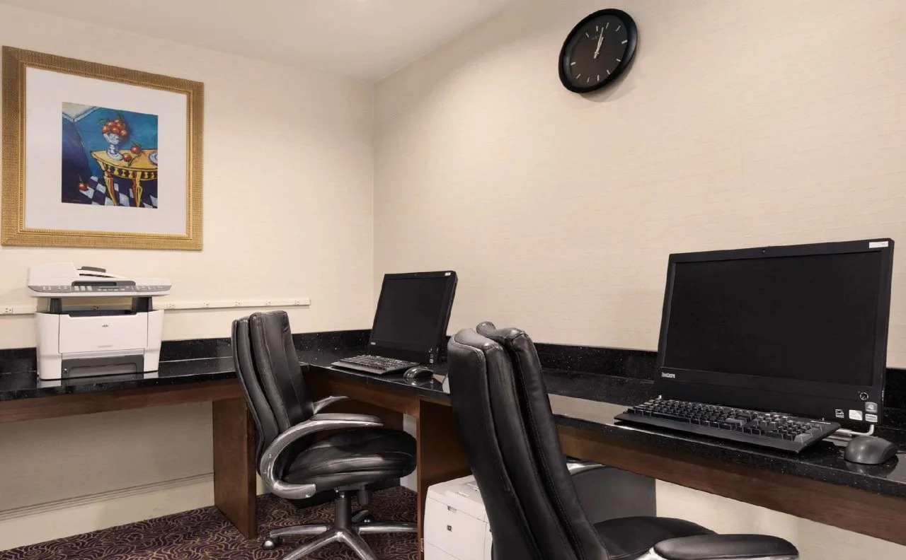 Photo - Embassy Suites by Hilton Walnut Creek