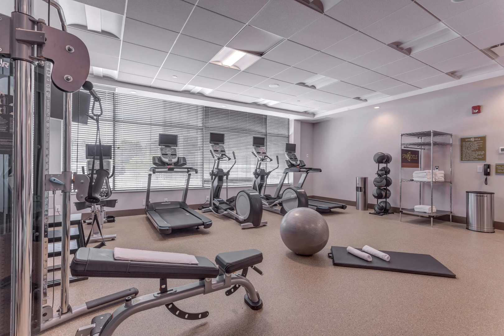 Photo - Home2 Suites by Hilton Toronto Brampton