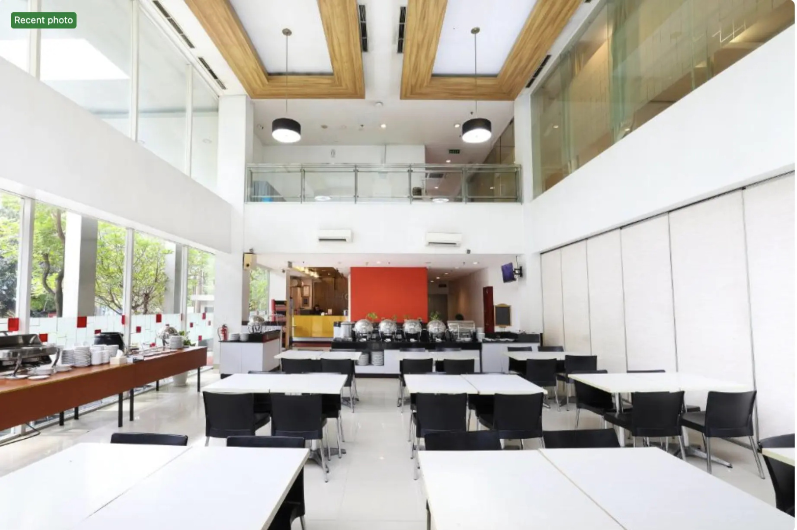 Foto - Amaris Hotel Bekasi Barat