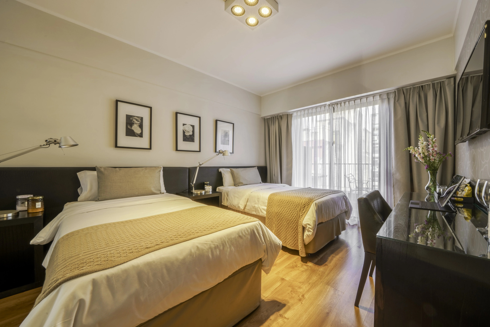 Photo - Principado Downtown