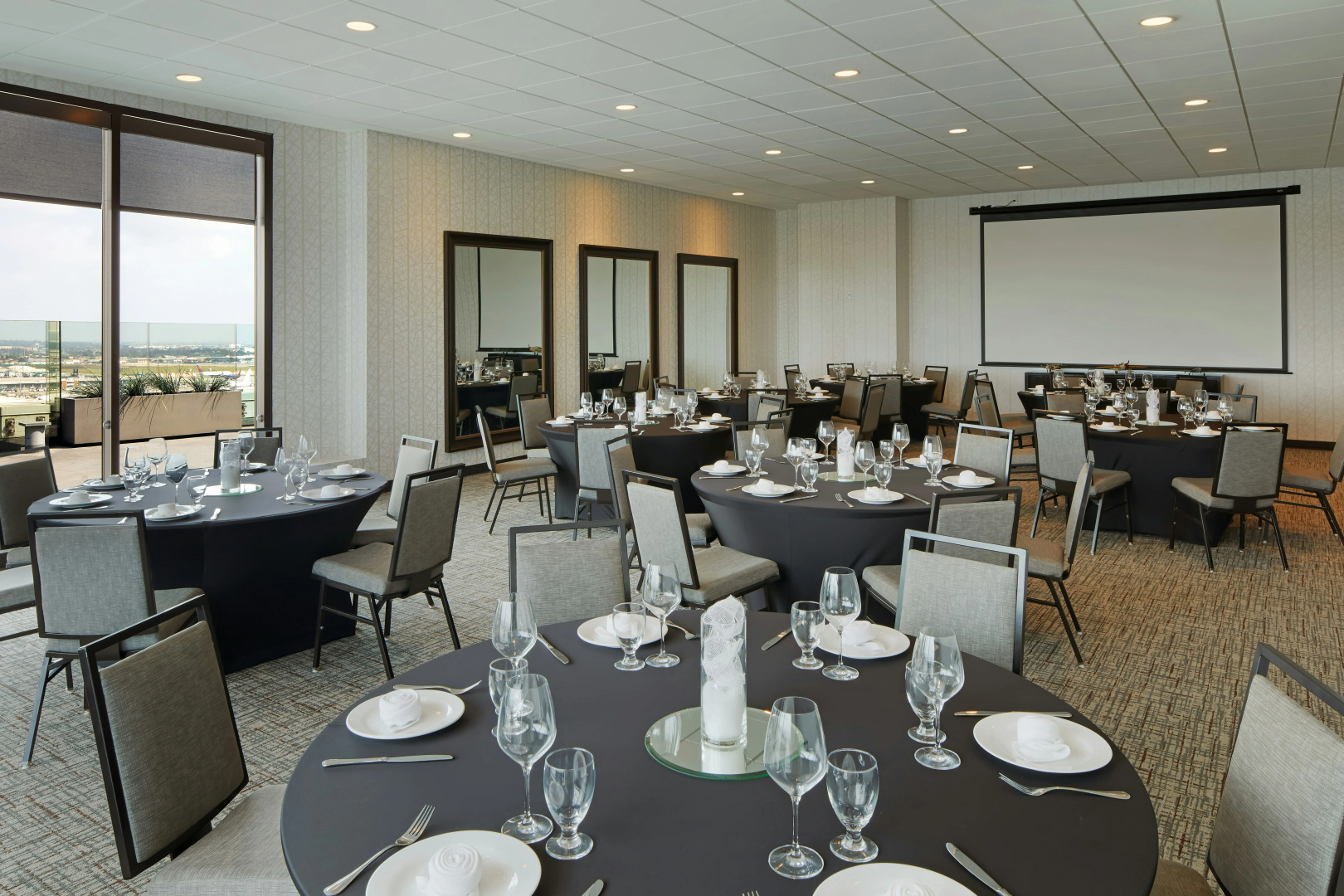 Photo - H Hotel Los Angeles, Curio Collection by Hilton