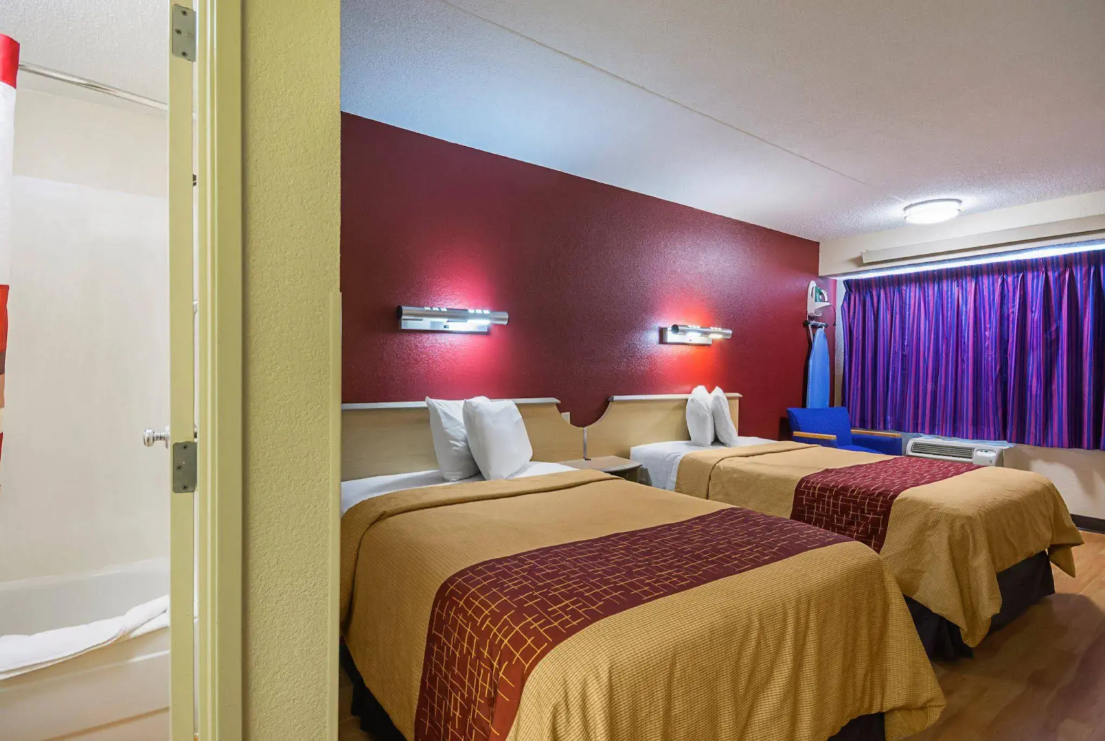 Photo - Red Roof Inn Dallas - DFW Airport North