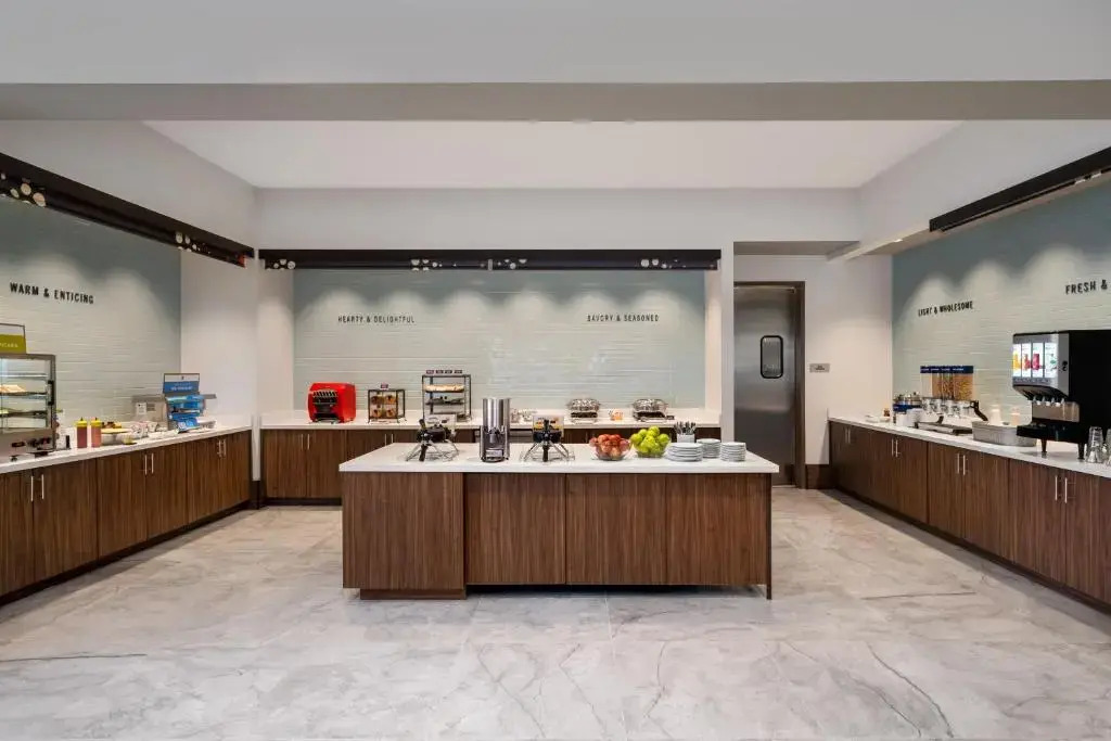 Photo - Home2 Suites By Hilton Houston Downtown Convention Center