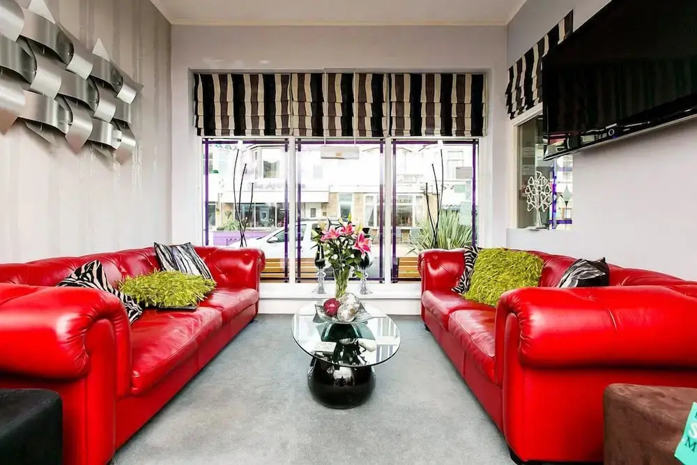 Photo - Kenley Hotel