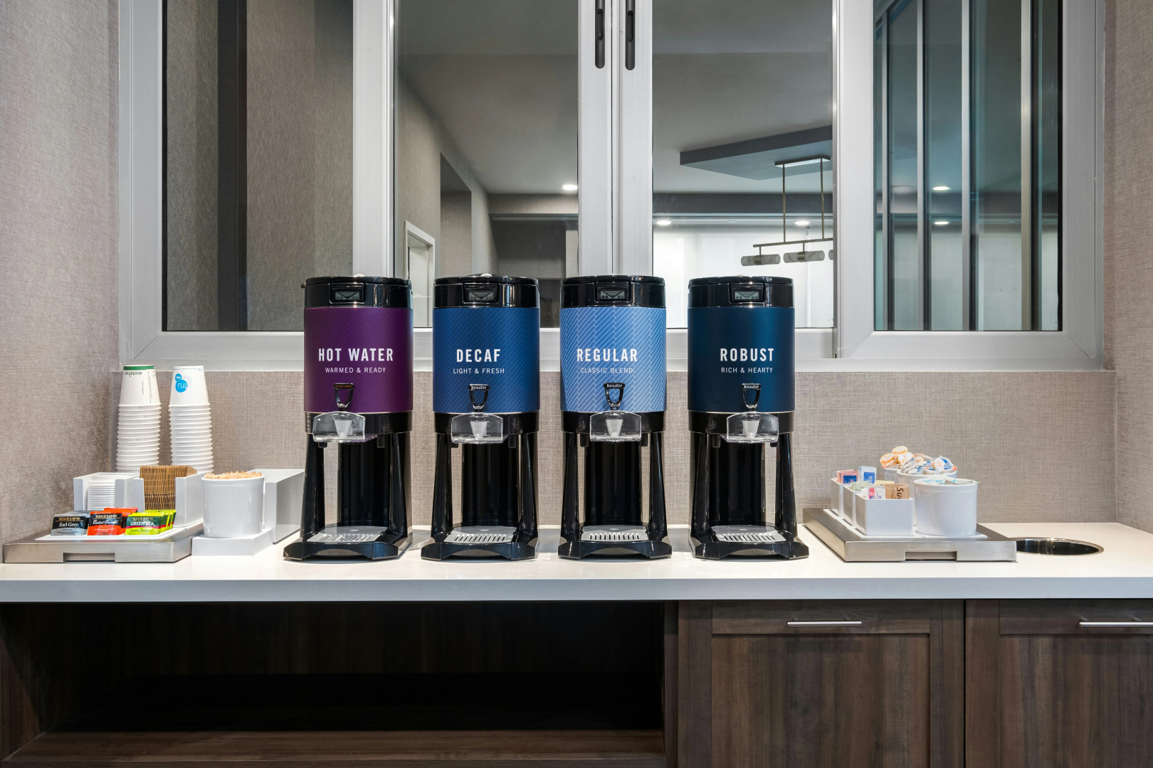 Photo - Home2 Suites BY Hilton Phoenix Midtown