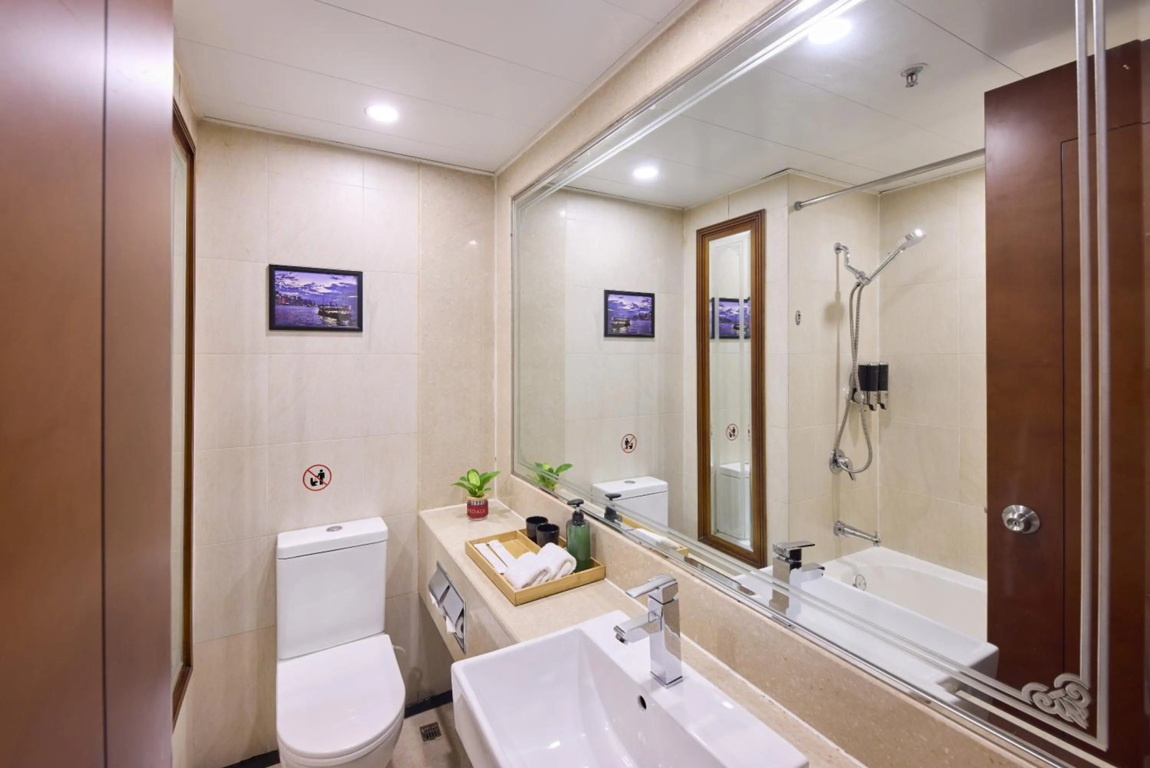 Photo - Rosedale Hotel Hong Kong