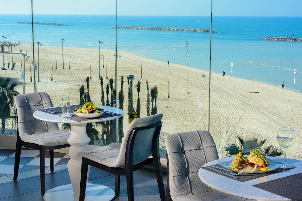 Photo - Herods Hotel Tel Aviv by the Beach