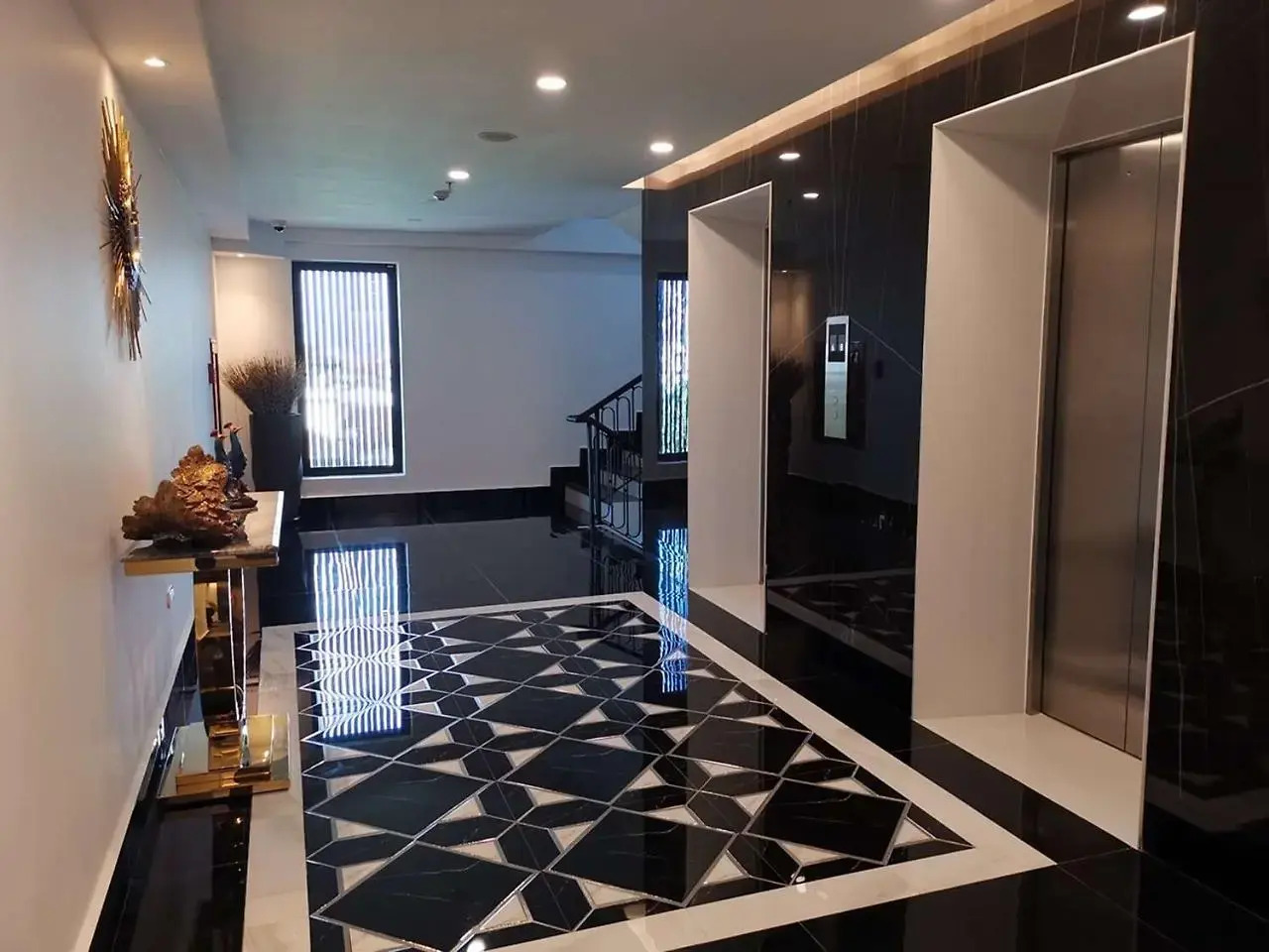 Photo - SureStay Hotel by Best Western Vientiane