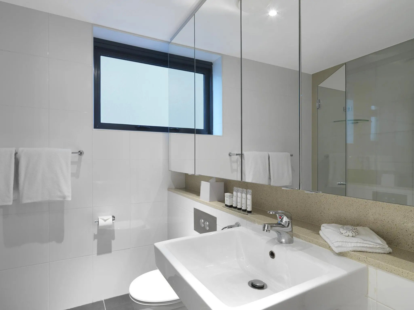 Photo - Meriton Suites Pitt Street, Sydney