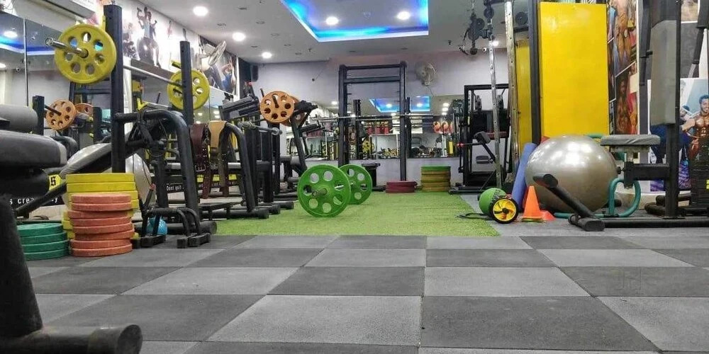 Foto - Hotel Taksh inn, Near Karol Bagh, Metro Station