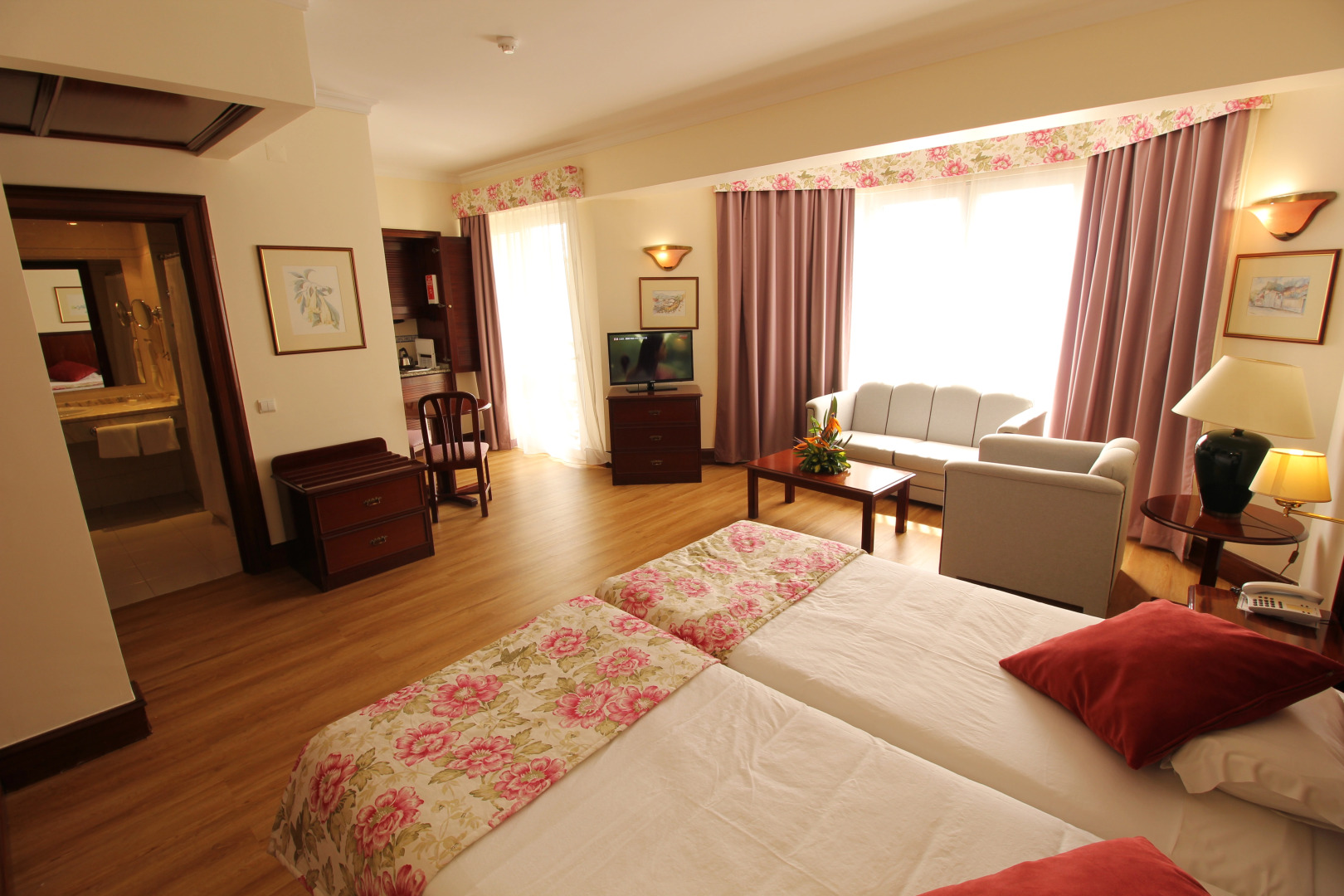 Foto - Suite Hotel Jardins Da Ajuda