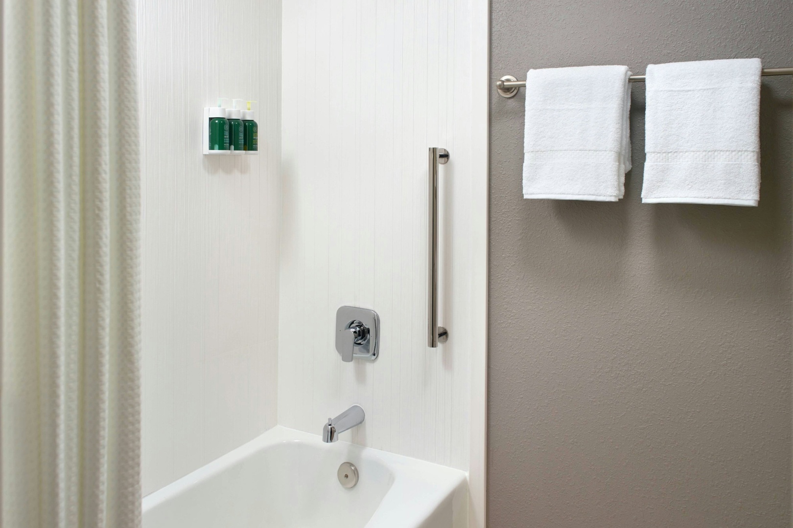 Foto - Courtyard by Marriott Nashville Airport