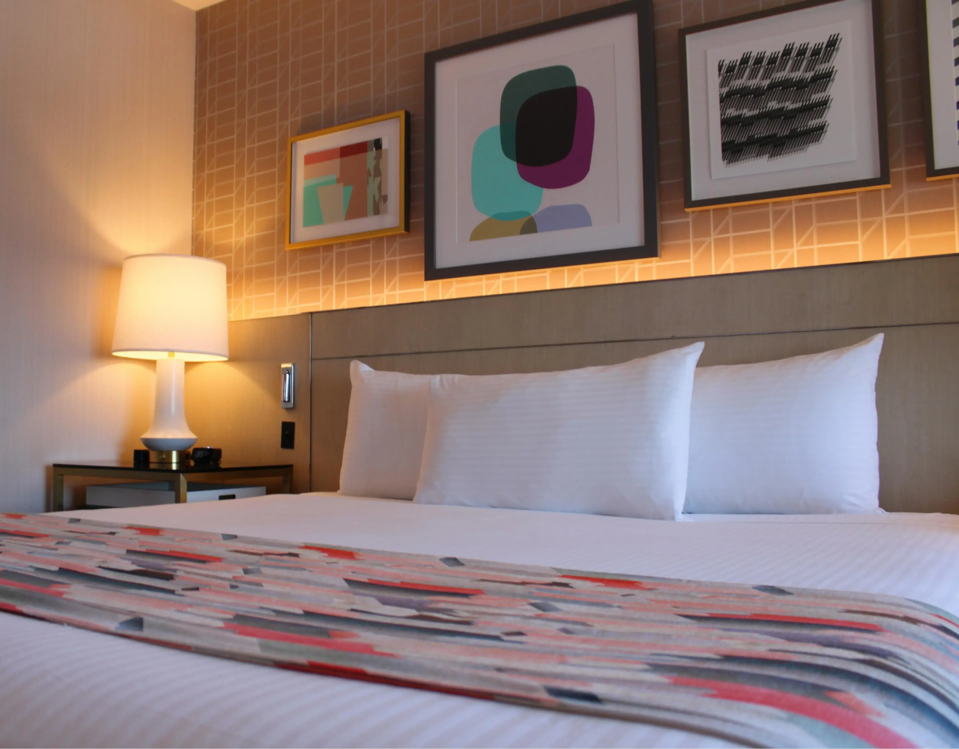 Photo - DOWNTOWN LAS VEGAS Beautiful Unit at 4 Queens Casino FREMONT