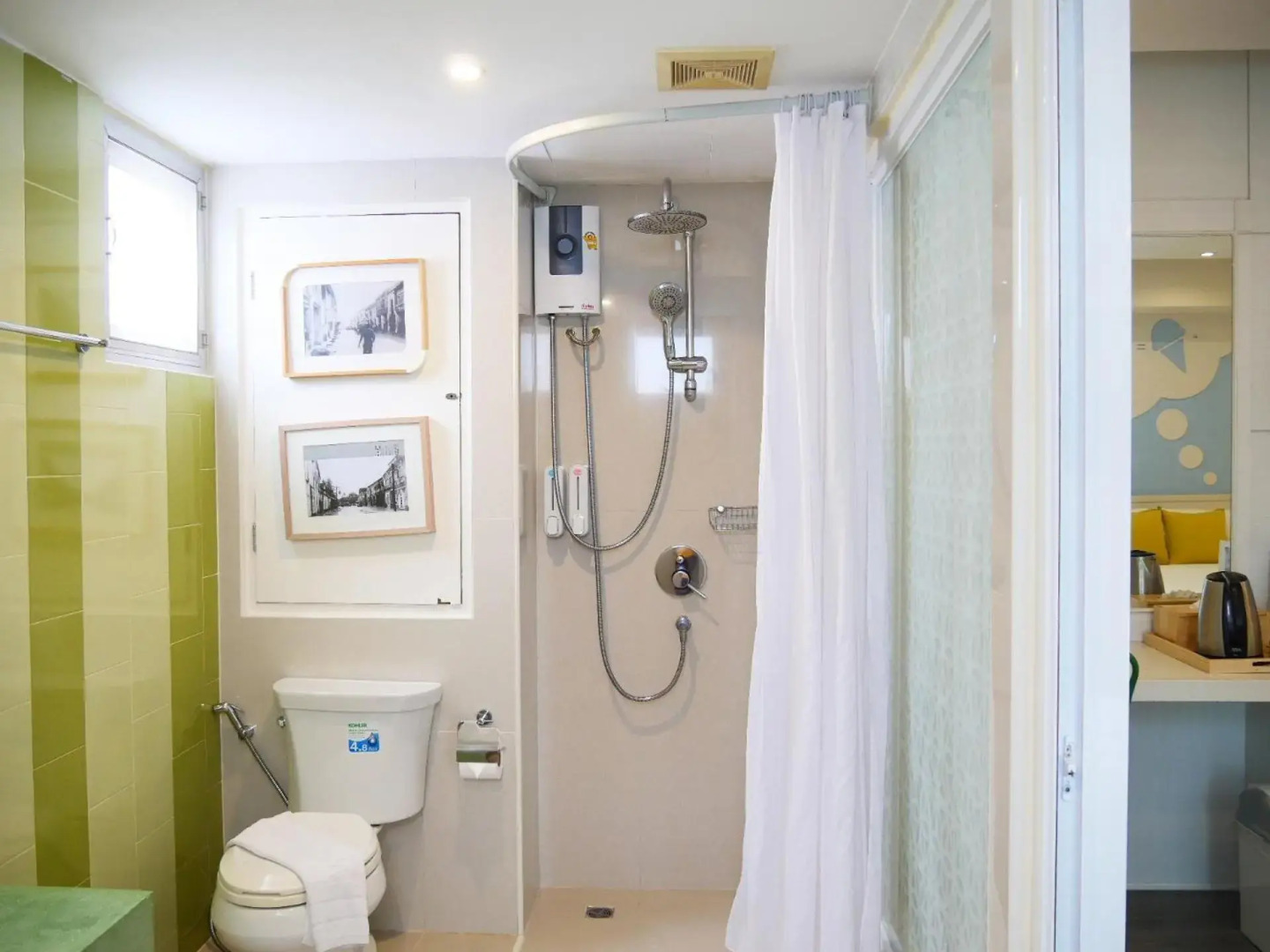 Foto - The Tint At Phuket Town - SHA Plus