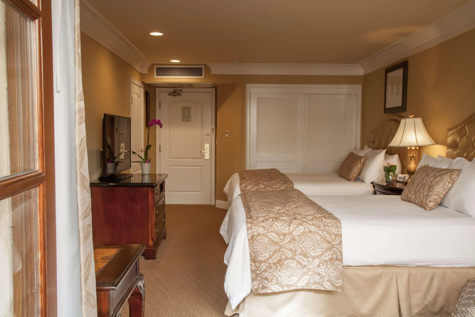 Foto - Best Western Plus Sunset Plaza Hotel