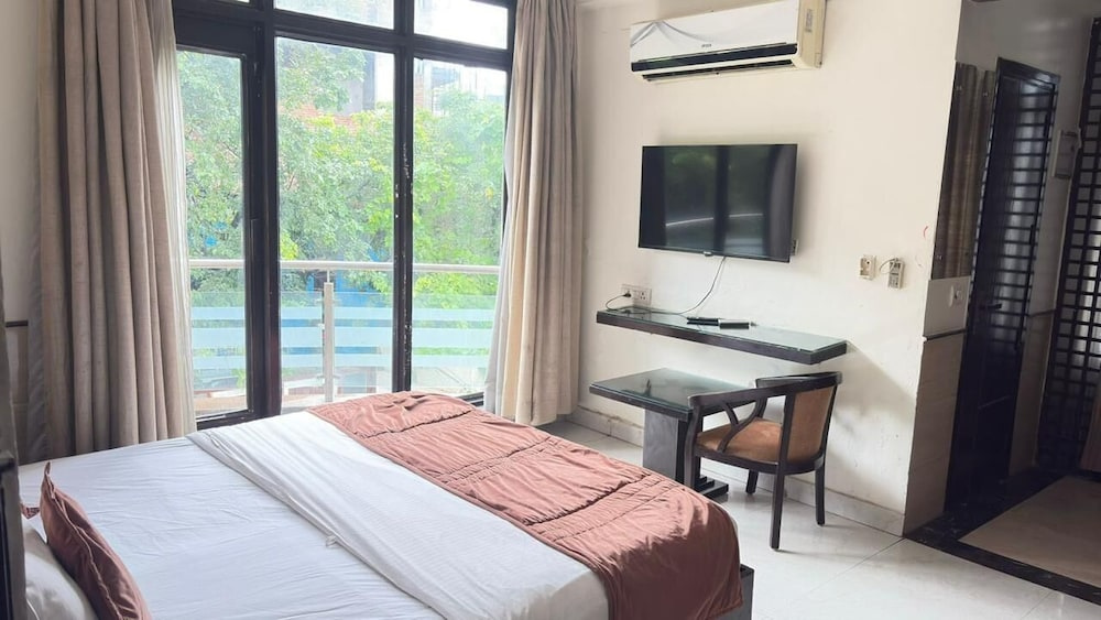 Photo - Aadhar Hotel