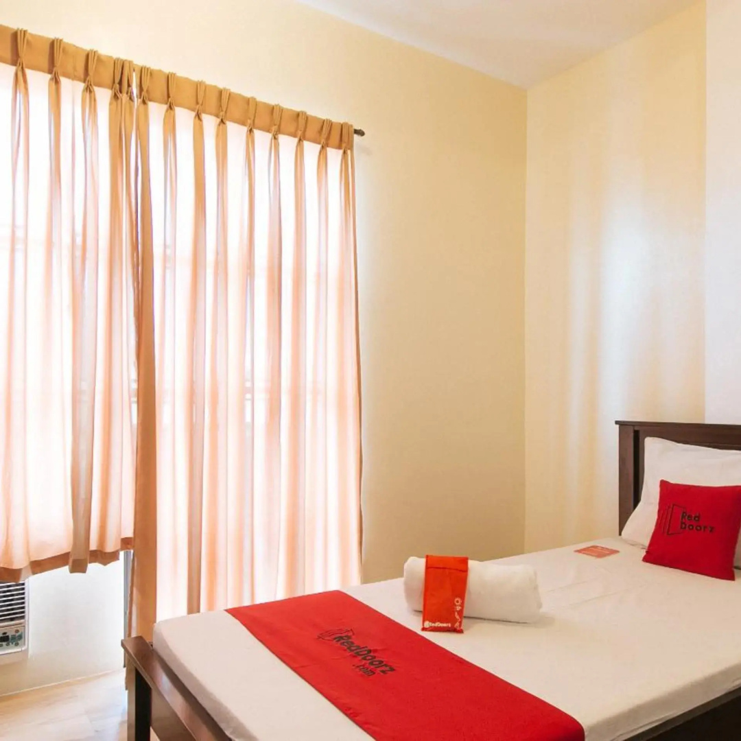 Foto - RedDoorz Plus near Johnson and Johnson Paranaque