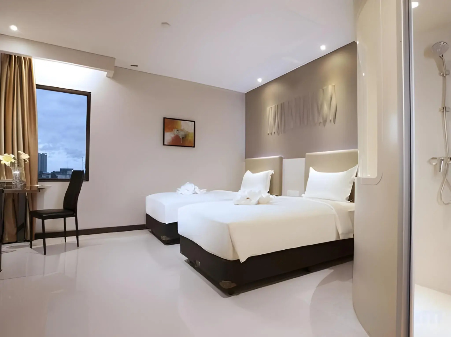 Photo - Triniti Hotel Gajah Mada