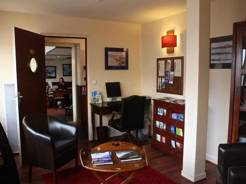 Foto - LOGIS HOTEL - La Petite Rade