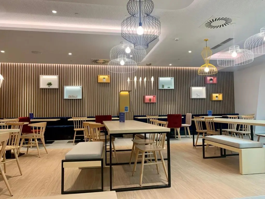 Photo - Hampton by Hilton Barcelona Fira Gran Via