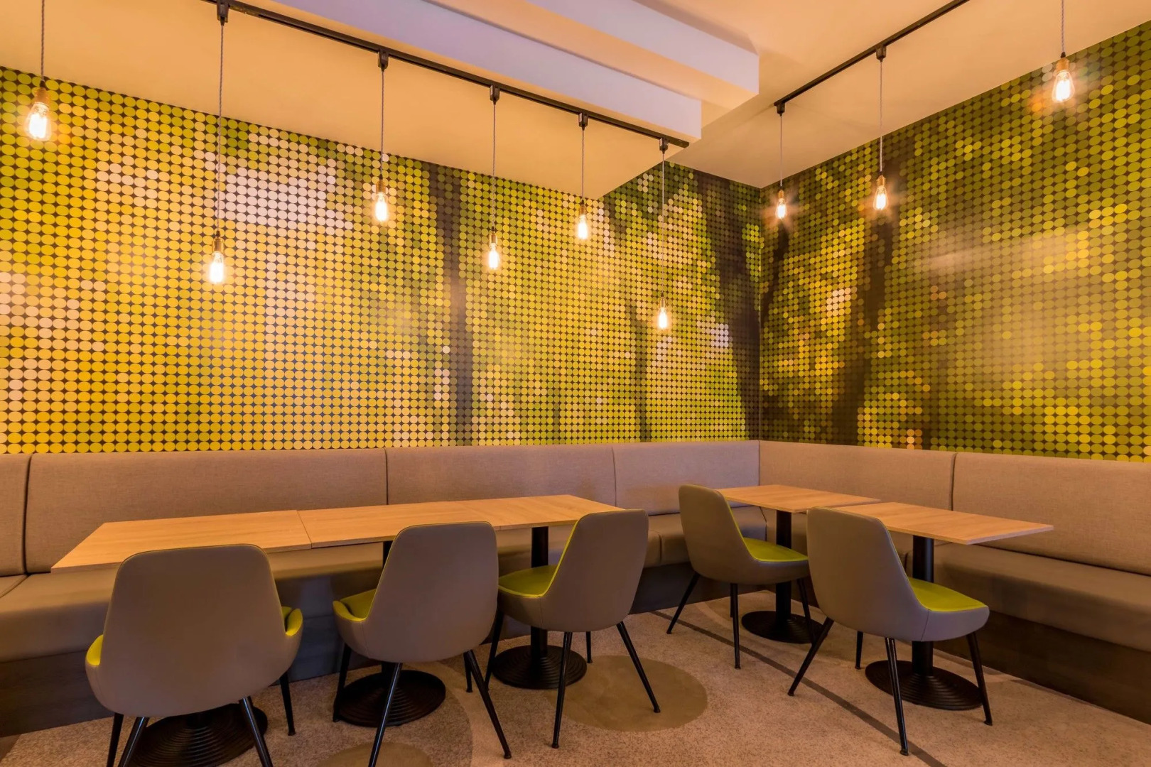 Photo - Thistle Express London Luton