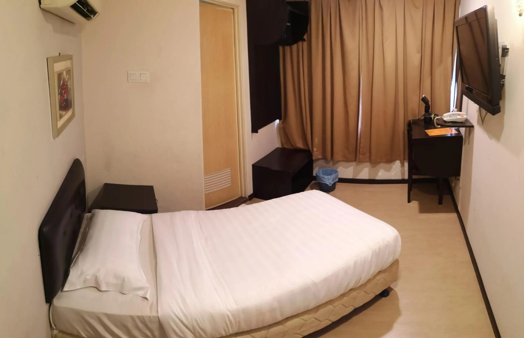 Photo - Sai Villa Hotel Near Klia & Klia2