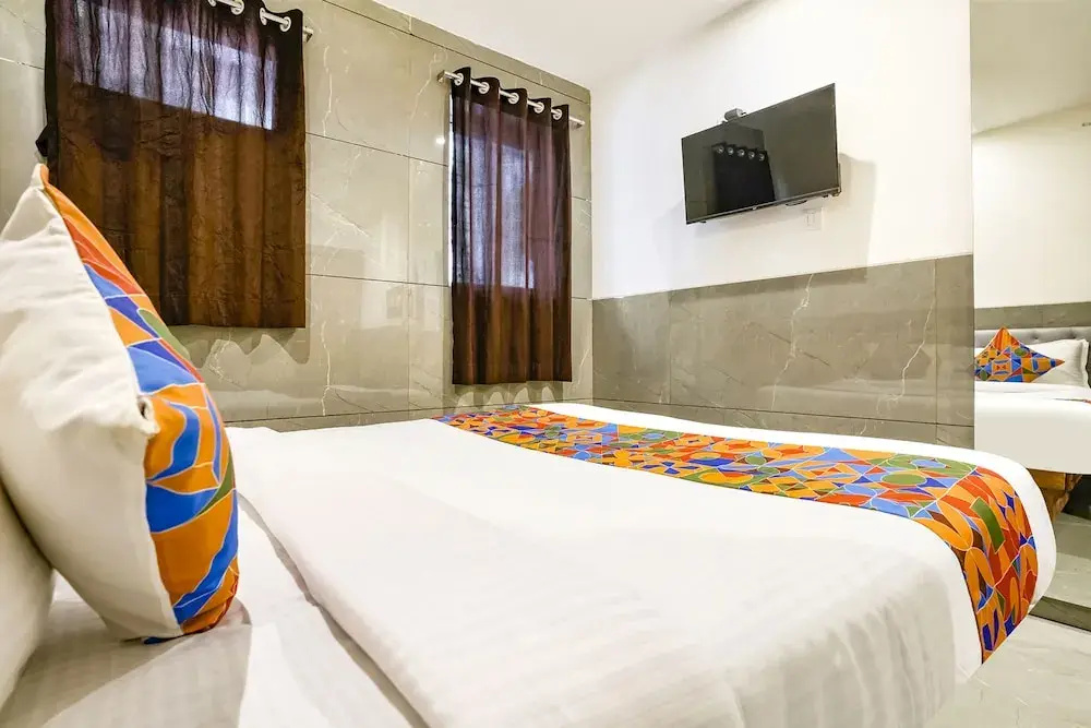 Photo - FabHotel Shubham Inn - Nr Jain Mandir, Bhandup West