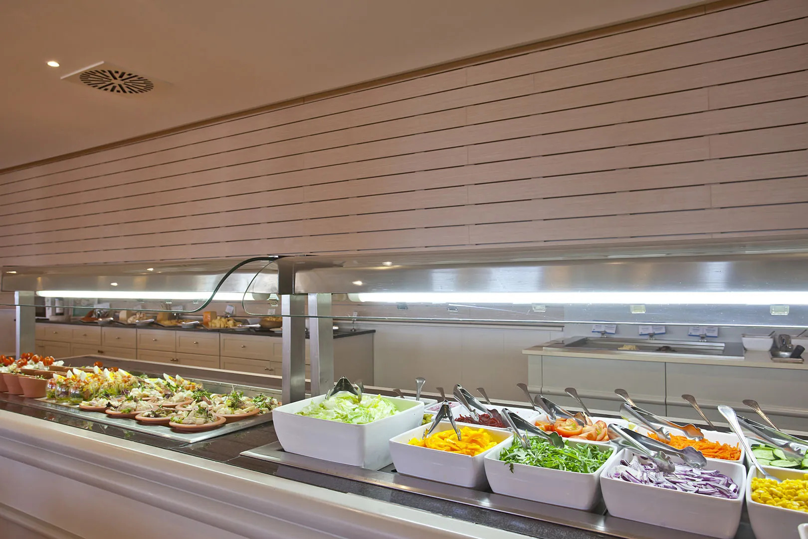 Photo - Seth Santo Tomás