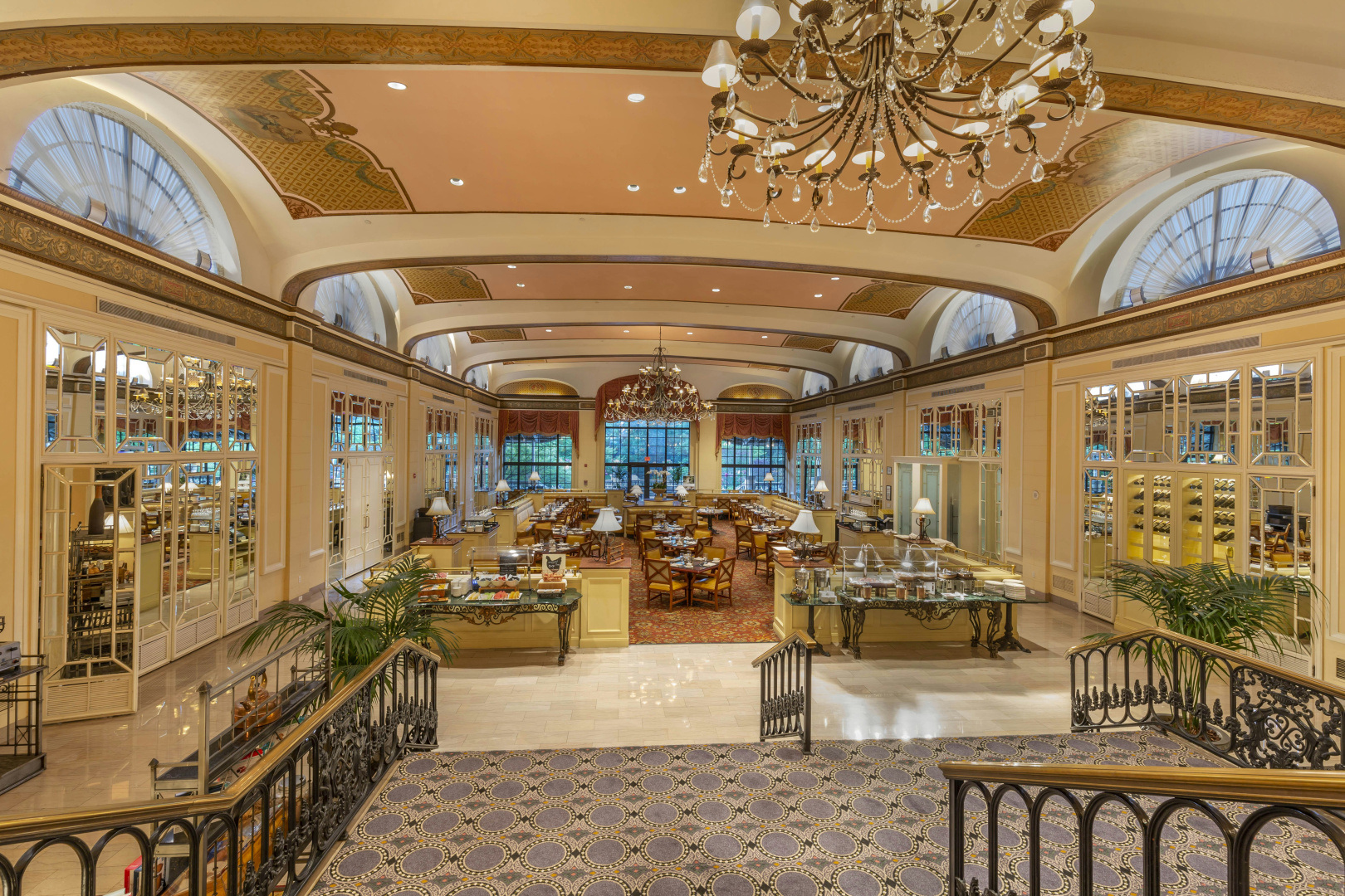 Photo - Omni Shoreham Hotel