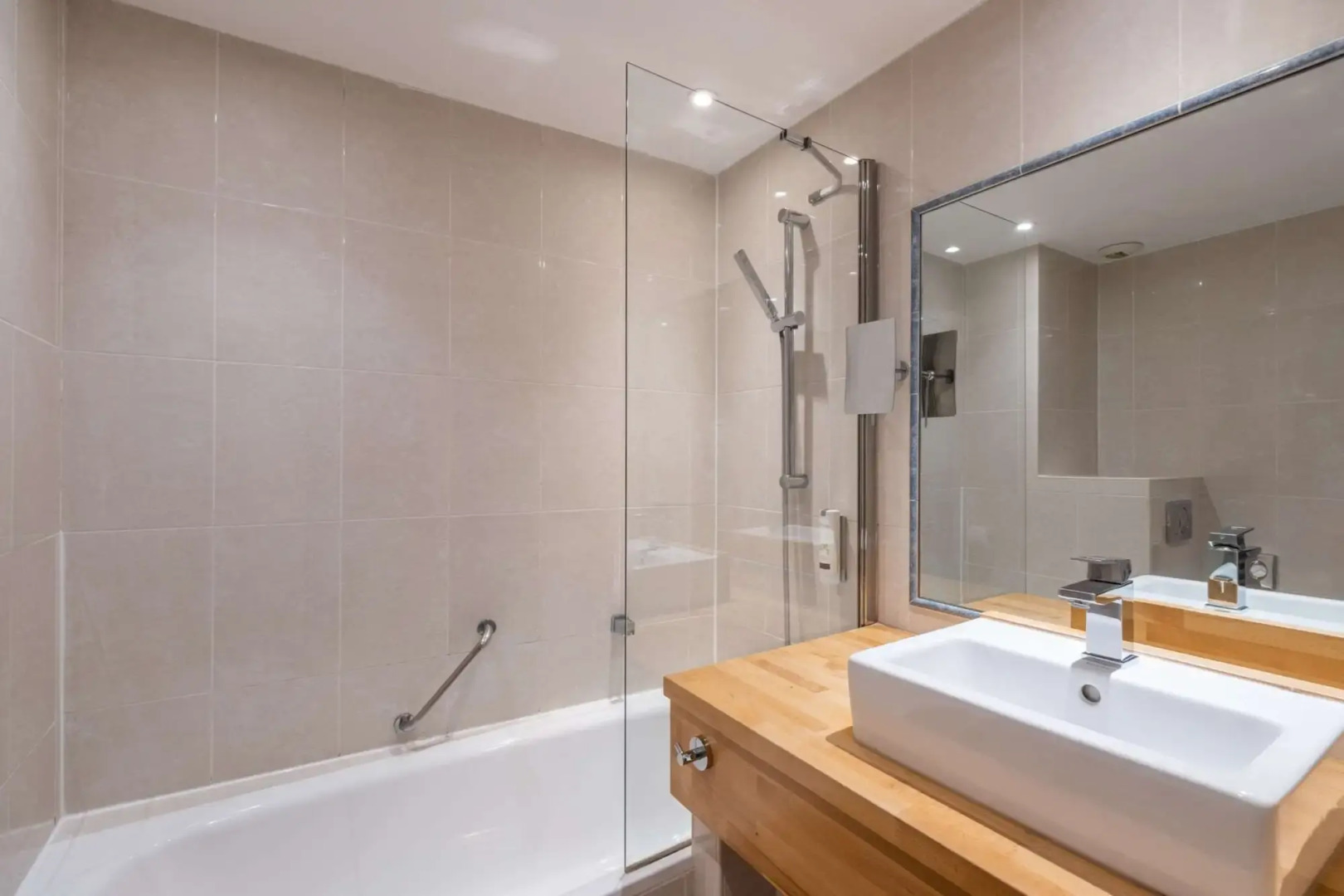 Foto - Hôtel Le Soleia by Inwood Hotels