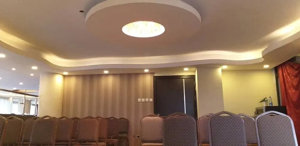 Photo - Holiday Hotel Addis Ababa